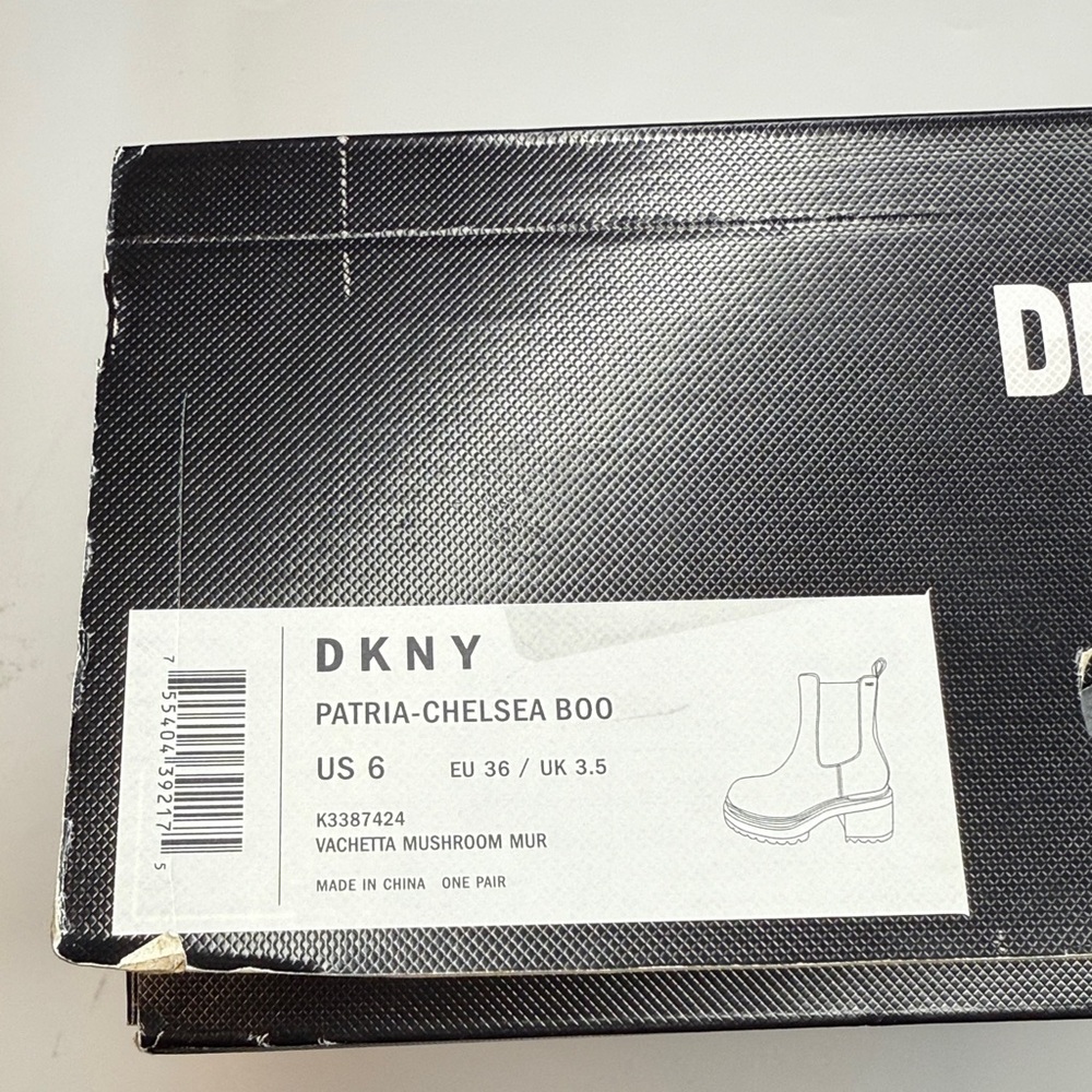 DKNY Women's Patria Pull-On Chelsea Booties- Size 6 - Picture 5 of 11